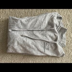 Grey long sleeve vineyard vine shirt with hood